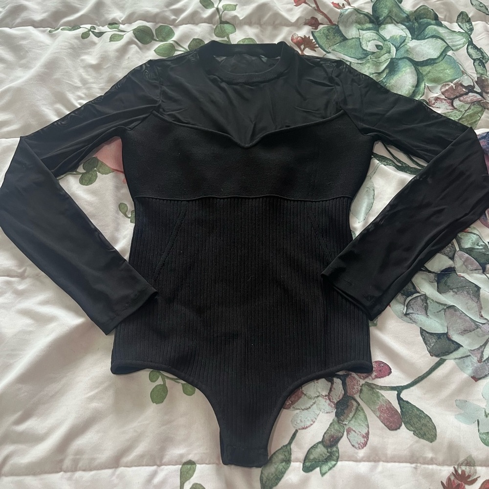 Express Womens Black Mesh Mock Neck Ribbed Long Sleeve Thong Bodysuit Small
